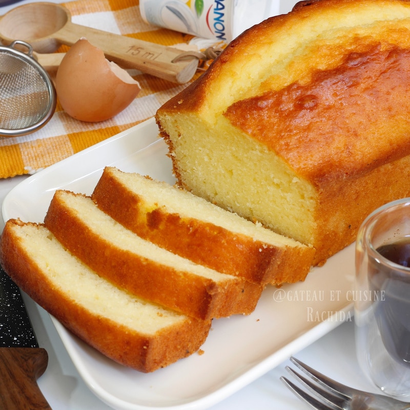 gâteau-au-yaourt-extra-moelleux-